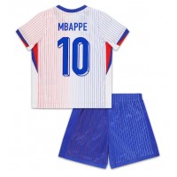 Camisa de Futebol França Kylian Mbappe #10 Equipamento Secundário Infantil Europeu 2024 Manga Curta (+ Calças curtas)